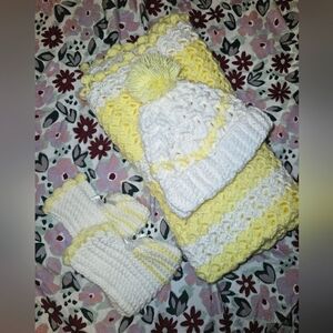 Hand Knit Baby Blanket With Matching Hat And Booties